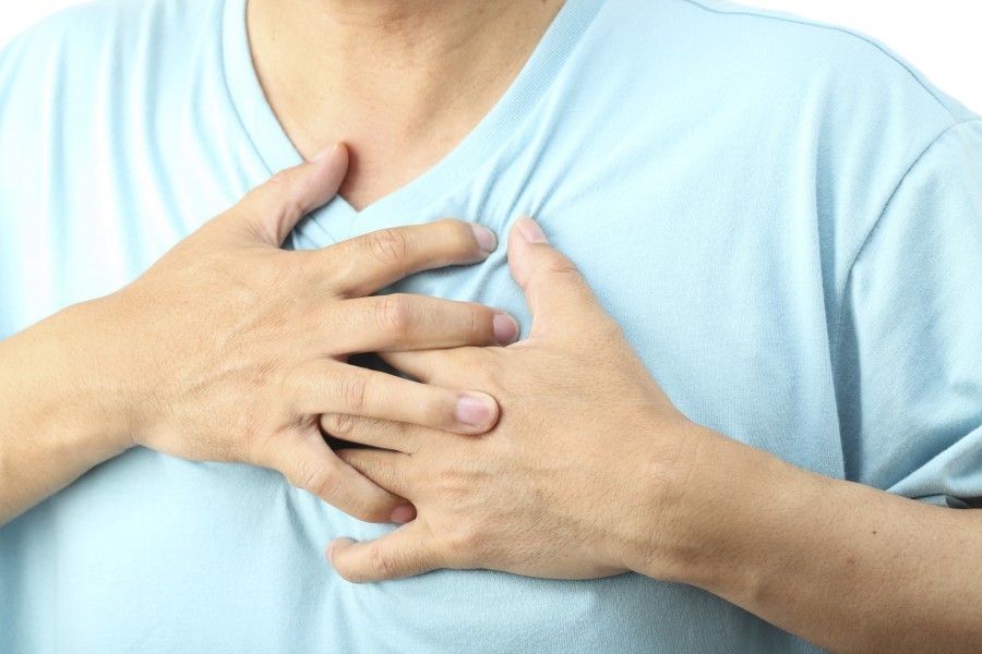 Khi bị tức ngực, phải làm gì để giảm đau nhanh chóng?


