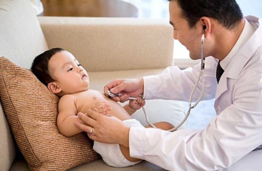 Đau ngực ở trẻ em cảnh báo nhiều bệnh lý nguy hiểm không nên bỏ qua