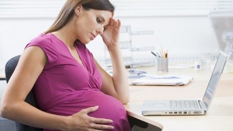Nguyên nhân gây khô mắt ở phụ nữ mang thai