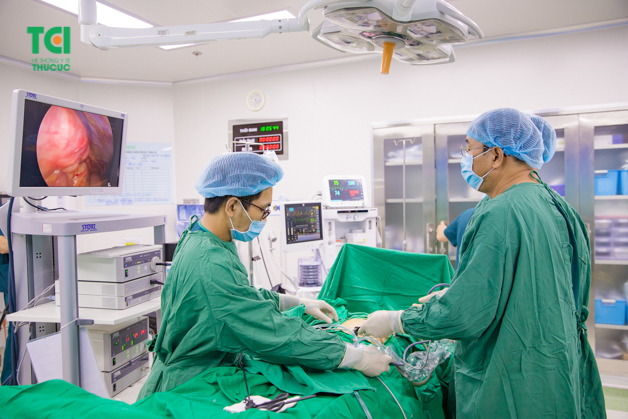 Khoa mổ Bệnh viện Thu Cúc thực hiện tất cả các thủ thuật ngoại khoa bằng mổ hở và mổ nội soi.