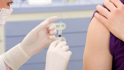 Những loại vắc xin cần tiêm phòng trước khi mang thai