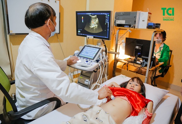Khám và điều trị nhiều loại bệnh lý ở trẻ em