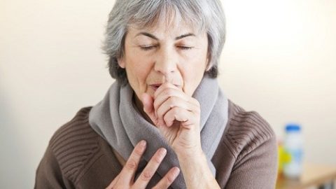 Bệnh về đường hô hấp ở người già