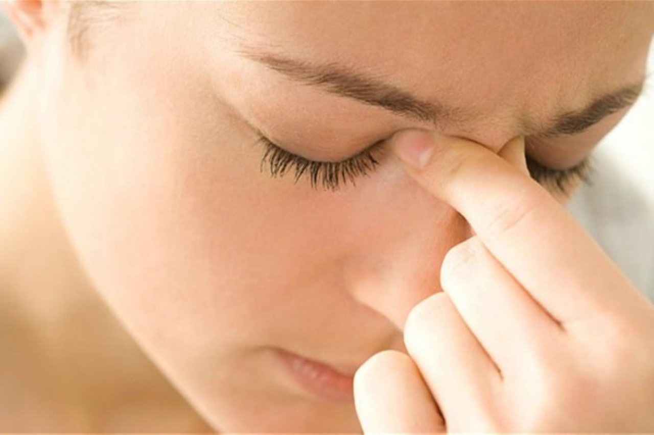 Massage mũi chữa viêm xoang - Bí quyết điều trị hiệu quả cho viêm xoang