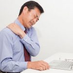 Bệnh đau vai gáy: chữa trị sớm kẻo hối hận