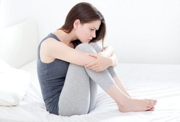 nguyên nhân nổi mụn quanh nhũ hoa