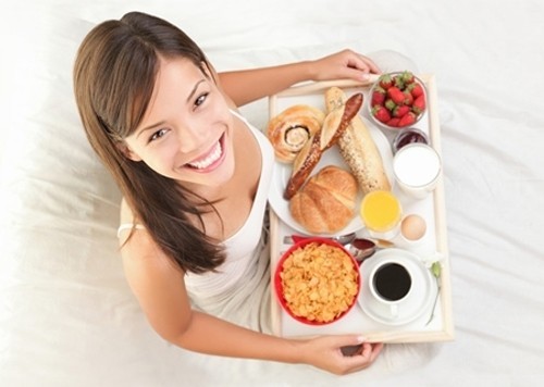 Chị em cần thay đổi từ trong bữa ăn, sinh hoạt để có thể cân bằng nội tiết tố