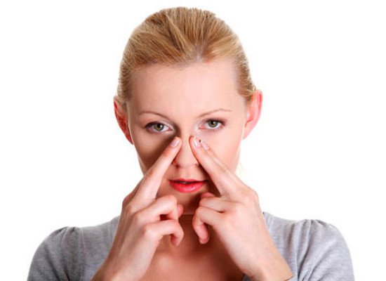 Viêm mũi phù nề điều trị như thế nào là băn khoăn của rất nhiều người.