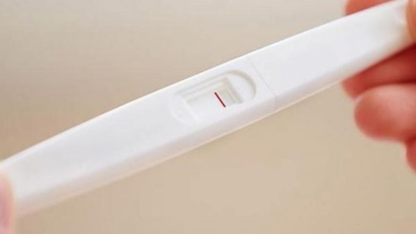 Kết quả thử thai không chỉ đơn thuần là 1 vạch đậm, 1 vạch mờ. Hãy tìm hiểu thêm về chi tiết rõ ràng về kết quả này để có thể xác định tình trạng của sức khỏe và cũng như tối ưu hóa chu kỳ sinh sản của bạn.