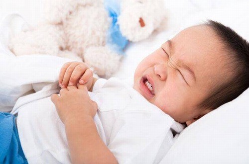 Các nguyên nhân gây ra viêm ruột ở trẻ em là gì?
