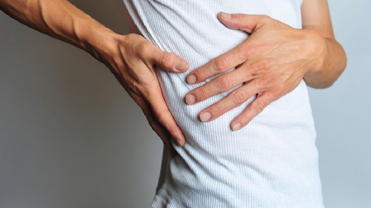 Vị trí nào của vùng bụng gây đau bụng dưới xương sườn bên phải?
