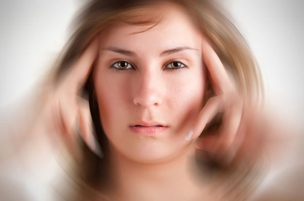 Ưu điểm của việc sử dụng các phương pháp tự nhiên để giảm triệu chứng hoa mắt chóng mặt buồn nôn?
