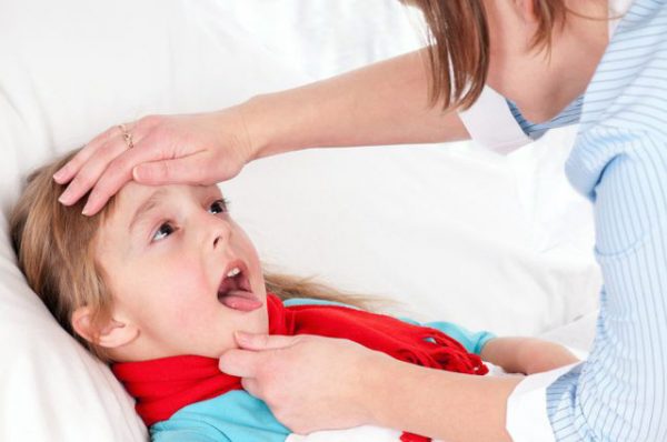 Nạo VA cần được chỉ định khi VA quá lớn, viêm VA gây biến chứng,...3