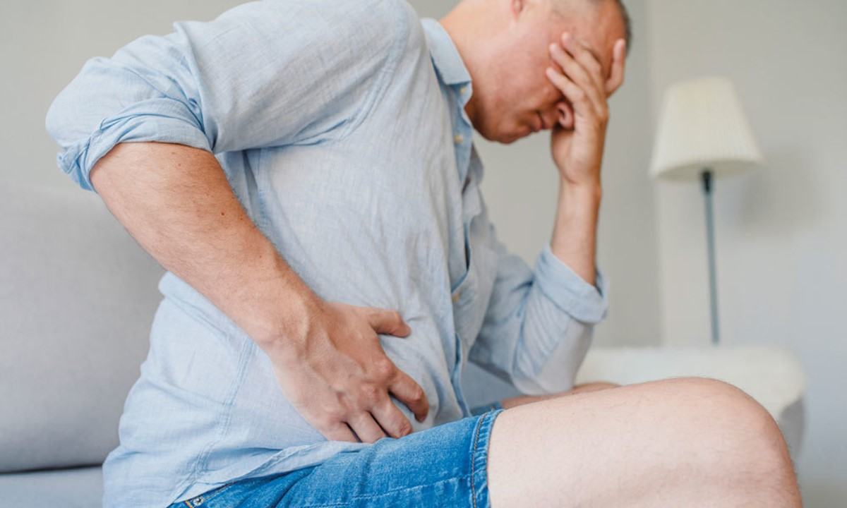 Mang thai mổ ruột thừa 15 ngày vẫn đau bụng có thể gây nguy hiểm không?