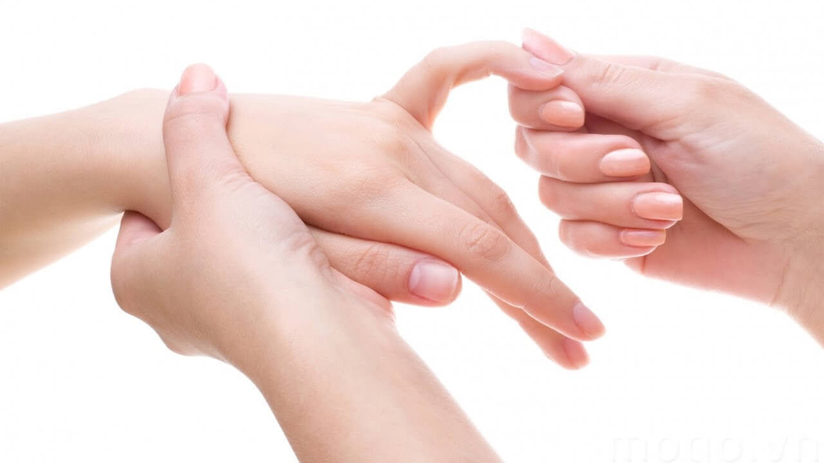 Tìm hiểu về ngứa và nhức đầu ngón tay có gì đáng lo ngại