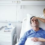 Vì sao bị sốt sau khi mổ ruột thừa,có đáng lo ngại không