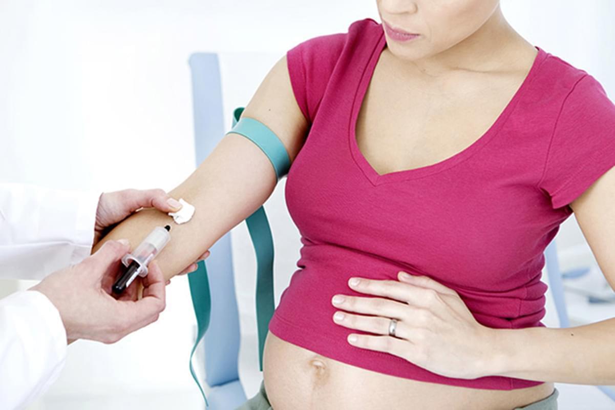 Double test có những ưu điểm và hạn chế nào mà người phụ nữ mang thai cần lưu ý?