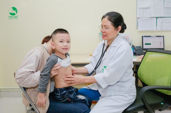 điều trị khỏi bệnh viêm phổi thùy ở trẻ