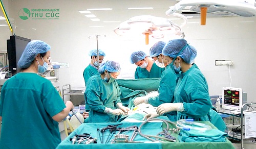 Điều trị thoát vị bẹn ở thu cúc