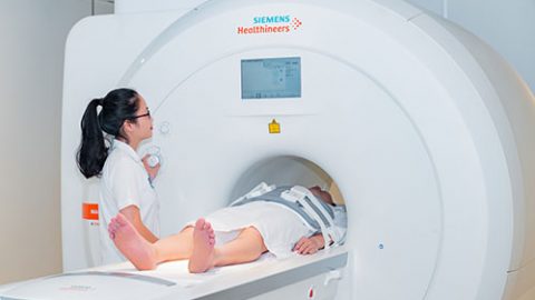 Chụp cộng hưởng từ MRI có thể phát hiện trẻ dậy thì sớm