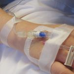 [CẢNH BÁO] Sợ nhiễm Covid-19 khi đến bệnh viện, gánh biến chứng nặng nề