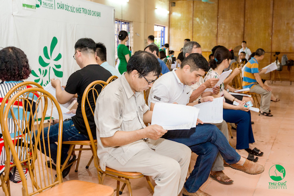 Với đặc thù công việc trong ngành hóa chất, việc thăm khám định kỳ sẽ giúp nhân viên nắm rõ được tình hình sức khỏe của bản thân