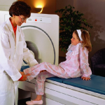Chụp cắt lớp vi tính ở trẻ em và vấn đề bức xạ
