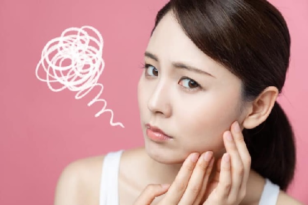 Da nổi mụn là dấu hiệu của rối loạn nội tiết tố