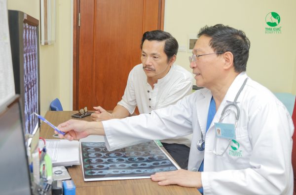 Phương pháp điều trị xơ vữa động mạch cảnh là gì sẽ được chuyên gia tim mạch hàng đầu tiết lộ