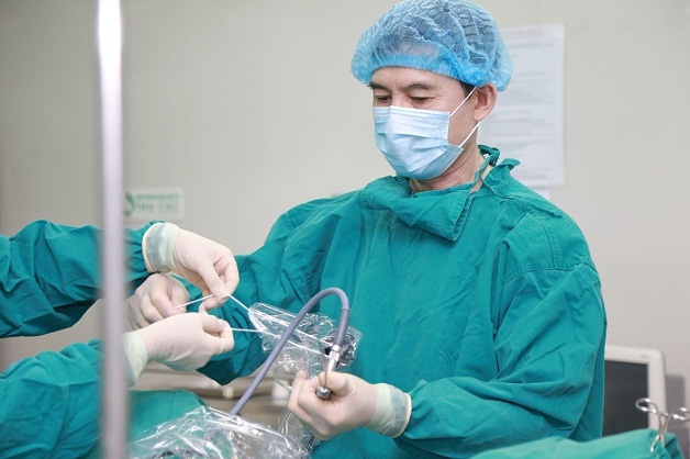 Người bệnh mổ lấy sỏi thận qua da nhanh hồi phục sức khỏe, sớm xuất viện và nhanh quay lại với cuộc sống và làm việc thường ngày