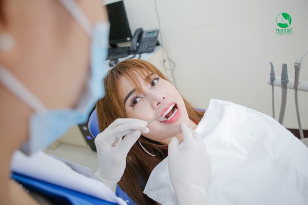 khám nha khoa định kỳ giúp phát hiện được những bệnh lý về răng miệng và điều trị sớm