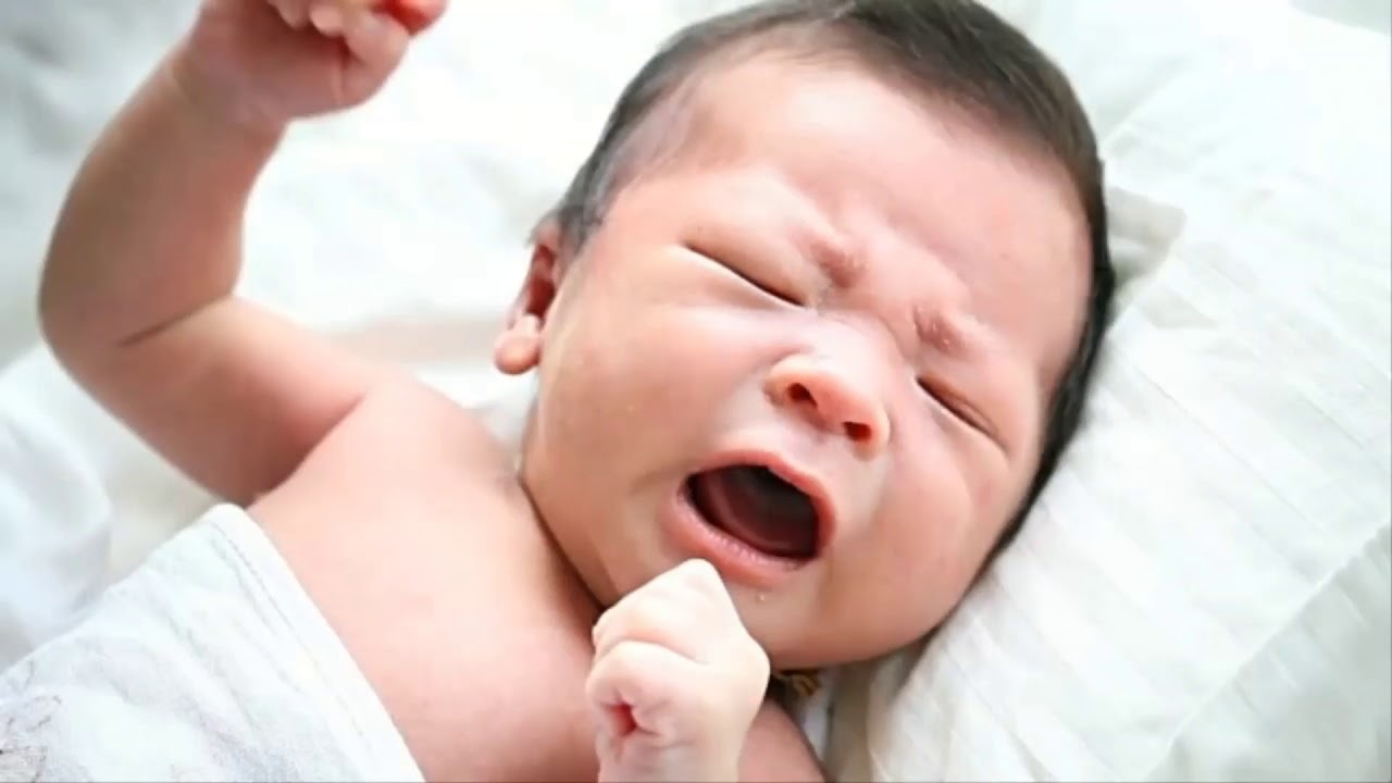 Nguyên nhân và cách xử lý khi trẻ sơ sinh bị rối loạn giấc ngủ 