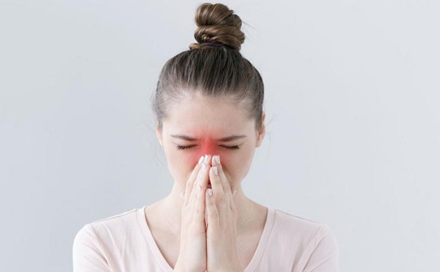 Những người có tiền sử mắc các bệnh lý viêm nhiễm đường hô hấp rất dễ bị phì đại cuốn mũi
