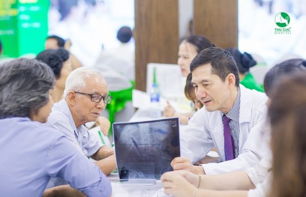 Chuyên gia Thu Cúc luôn đồng hành cùng bệnh nhân trong cuộc chiến ngừa sỏi tái phát