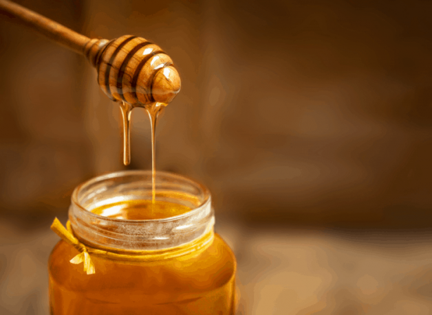 Mật ong là một trong những cách được áp dụng để chữa nhiệt miệng tại nhà