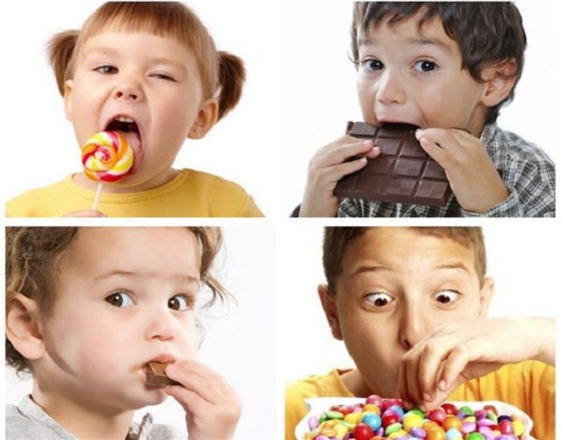 Không cho trẻ ăn nhiều đồ ăn vặt sẽ sinh ra đầy bụng, làm con không thèm ăn khi đến bữa ăn chính