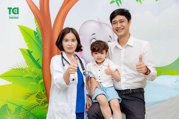 Đội ngũ bác sĩ giỏi, giàu kinh nghiệm, chuyên môn cao đã điều trị thành công các bệnh lý rối loạn tâm thần ở trẻ em.