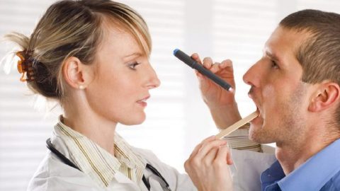 Khi nào bạn cần thực hiện xét nghiệm ung thư vòm họng?