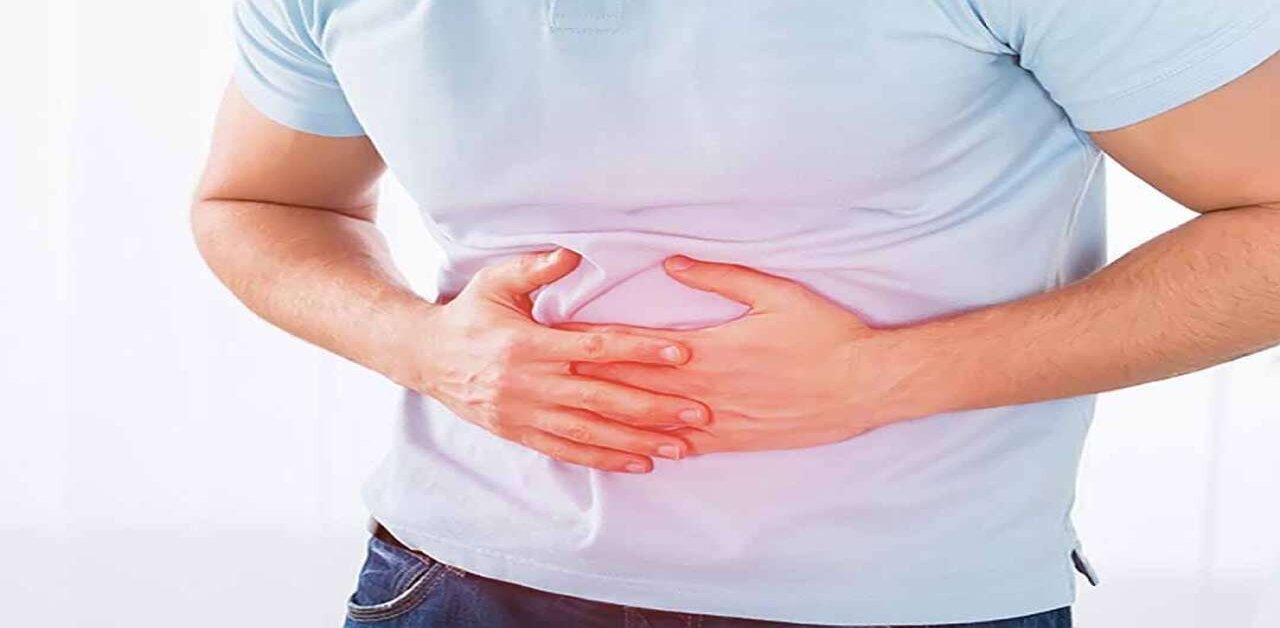 Tắc ruột thấp có thể gây ra những triệu chứng nào?