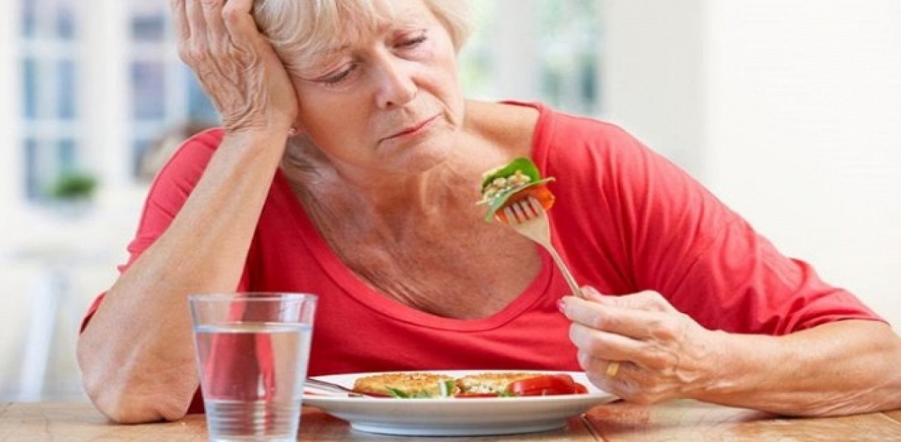 Người bệnh gan nên ăn rau gì để giảm thiểu tình trạng viêm hoặc giảm thiểu nguy cơ ung thư gan?
