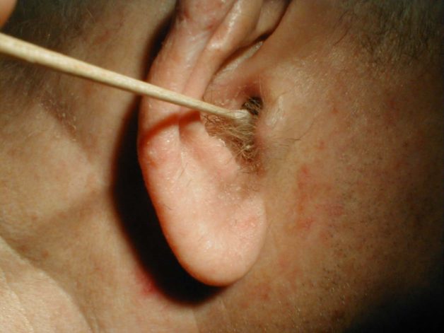 Làm sao để phát hiện viêm nhiễm ống tai?