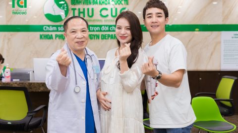 Gia đình diễn viên Đỗ Duy Nam & Ngọc Anh Berry đi khám thai 16 tuần