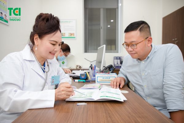 Khám dinh dưỡng cho người mắc bệnh mạn tính