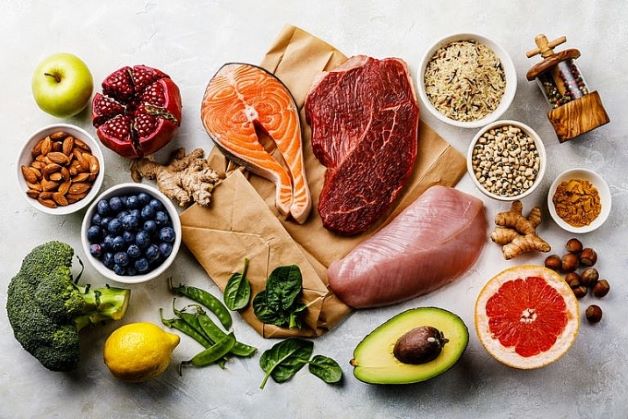 Chế độ ăn khoa học, phù hợp còn giúp chúng ta giảm cholesterol – tác nhân hàng đầu gây ra các bệnh tim mạch.