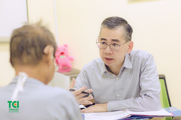 Khoa Ung bướu Singapore - TS.BS Lim Hong Liang