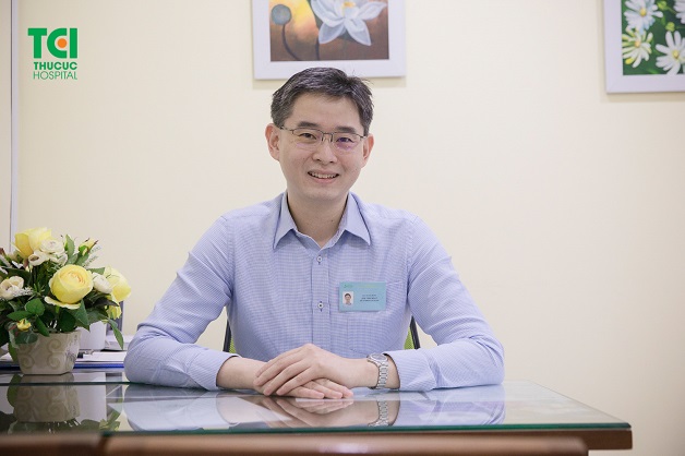 Khoa Ung bướu Singapore - TS.BS Zee Ying Kiat