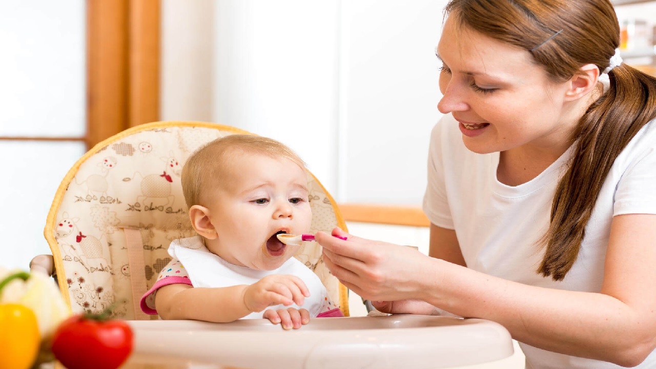 Cách khắc phục biếng ăn sinh lý ở trẻ 8 tháng tuổi hiệu quả tại nhà