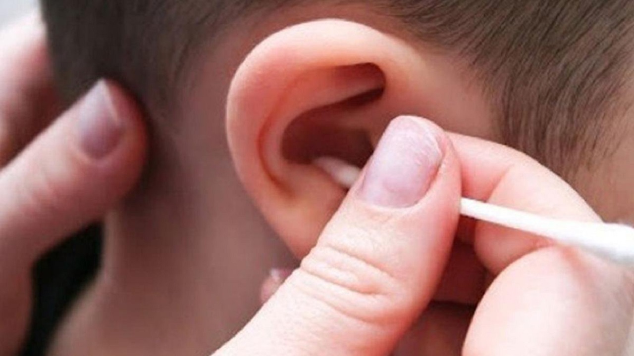 Viêm tai giữa ứ mủ là gì?
