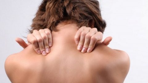 Đau lưng trên là bệnh gì?
