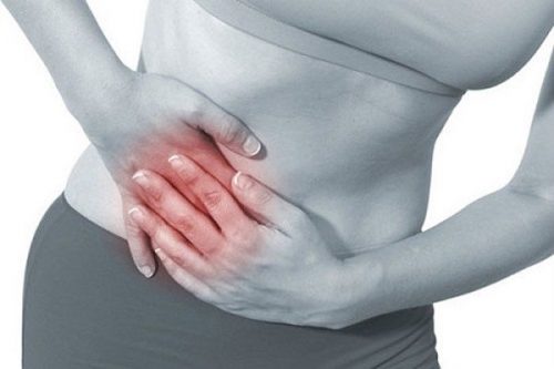 Người viêm ruột thừa cấp tính thường có biểu hiện như đau bụng. rối loạn phân, chán ăn,...
